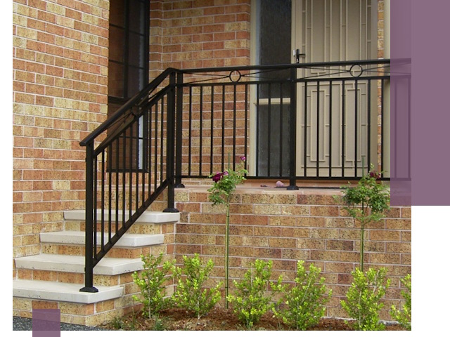 Уличные перила из металла под ключ в Узловой