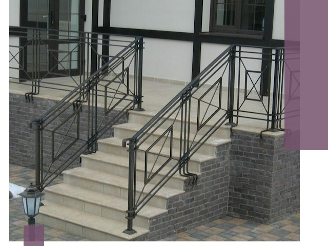 Перила для крыльца в Узловой — монтаж, изготовление и установка