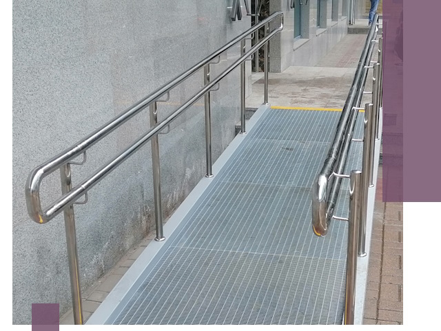 Пандусы для инвалидов в Узловой — изготовление и монтаж